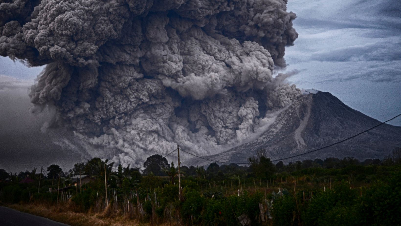 Detecting volcanic eruptions