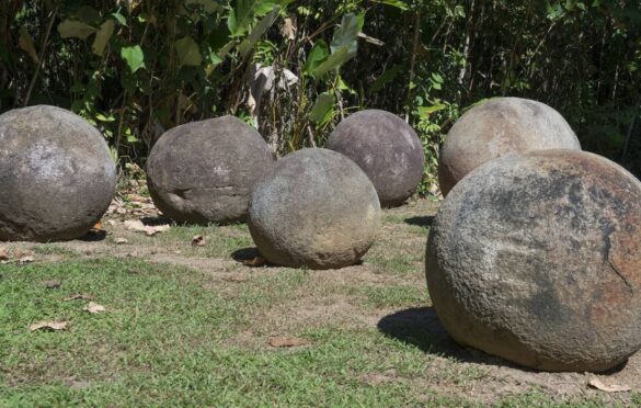 Costa Rica Stone Balls_mimaed____